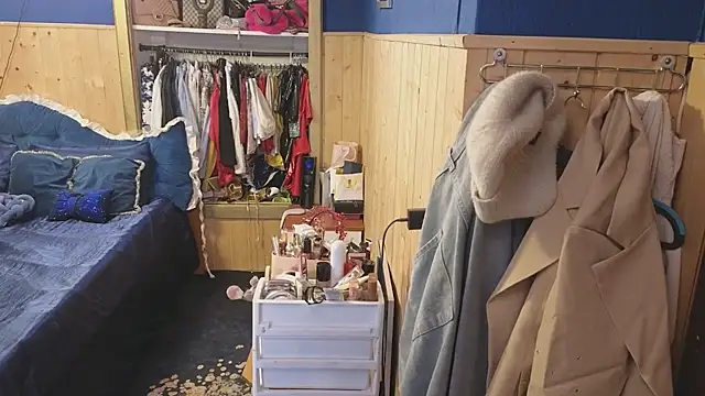 Snapshot of VanessaDoyle chatting on January 14, 3:39 pm VanessaDoyle online show from January 14, 3:39 pm