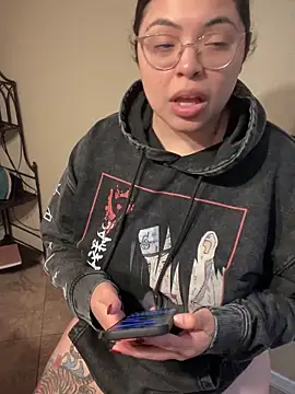 drizzypeach602 online show from February 26, 7:31 am