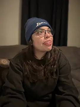 drizzypeach602 online show from October 24, 5:15 am