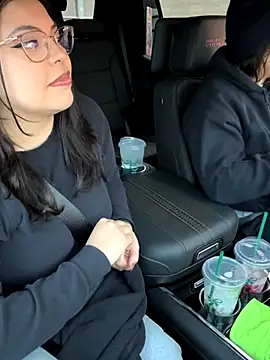 drizzypeach602 online show from November 19, 10:43 pm