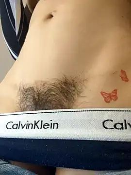 Amira Milker online show from December 13, 3:32 pm