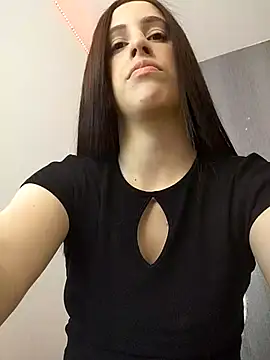 Amira Milker online show from March 7, 1:29 pm