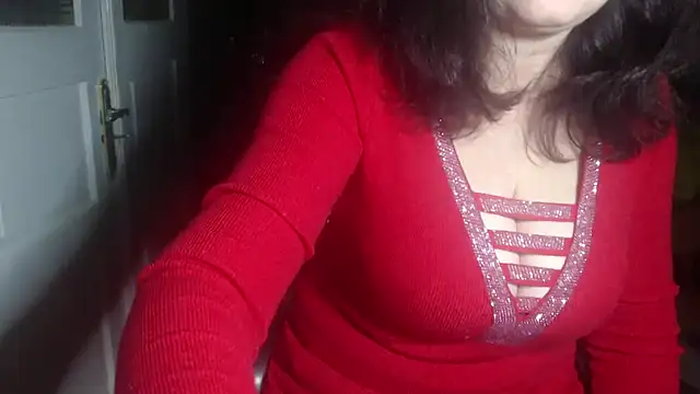 Snapshot of BellisimaAh chatting on February 24, 8:47 pm BellisimaAh online show from February 24, 8:47 pm