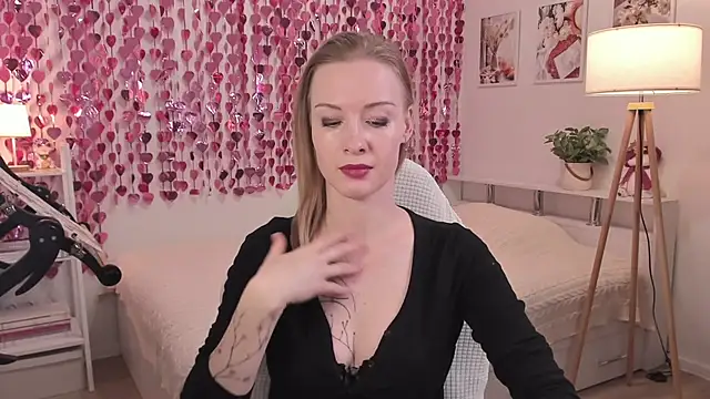 MissRightX online show from March 29, 9:53 am