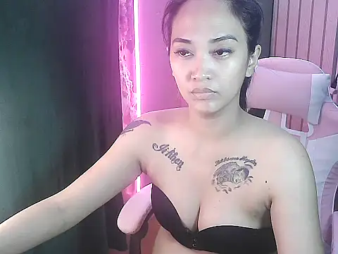 Snapshot of hotasianivy19 chatting on September 26, 8:29 am hotasianivy19 online show from September 26, 8:29 am