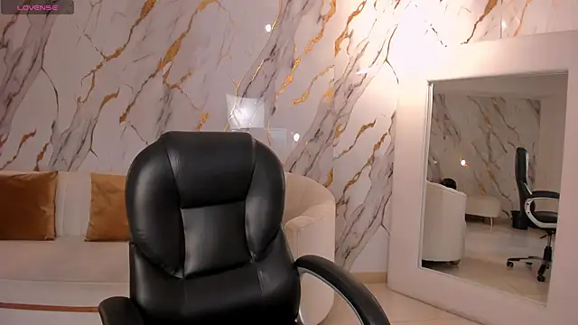 LexieWayne online show from February 15, 12:47 pm