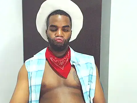 Snapshot of Rene_hotman chatting on February 12, 1:52 am Rene hotman online show from February 12, 1:52 am