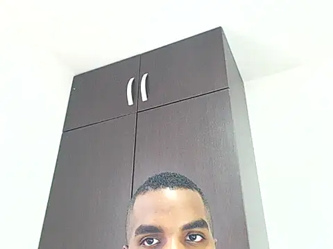 Snapshot of Rene_hotman chatting on February 25, 8:41 pm Rene hotman online show from February 25, 8:41 pm