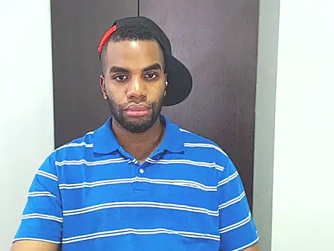 Snapshot of Rene_hotman chatting on February 28, 7:46 pm Rene hotman online show from February 28, 7:46 pm