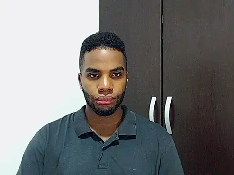 Snapshot of Rene_hotman chatting on October 19, 7:47 pm Rene hotman online show from October 19, 7:47 pm