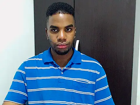 Snapshot of Rene_hotman chatting on November 3, 7:37 pm Rene hotman online show from November 3, 7:37 pm