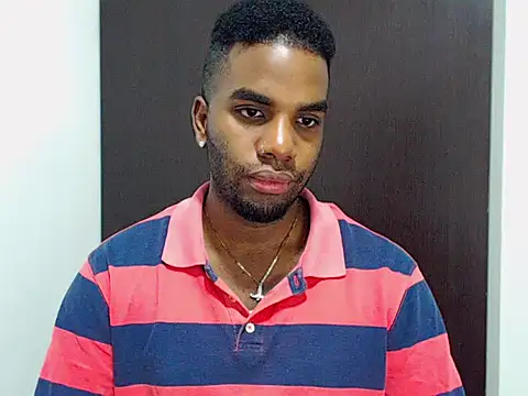 Snapshot of Rene_hotman chatting on November 6, 8:10 pm Rene hotman online show from November 6, 8:10 pm