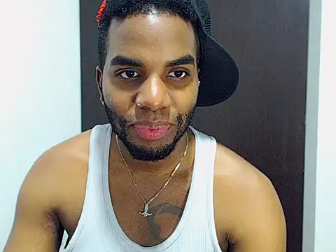 Snapshot of Rene_hotman chatting on November 18, 8:35 pm Rene hotman online show from November 18, 8:35 pm