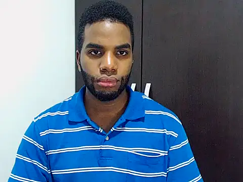 Snapshot of Rene_hotman chatting on November 23, 8:08 pm Rene hotman online show from November 23, 8:08 pm