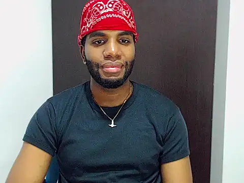 Snapshot of Rene_hotman chatting on November 24, 7:57 pm Rene hotman online show from November 24, 7:57 pm