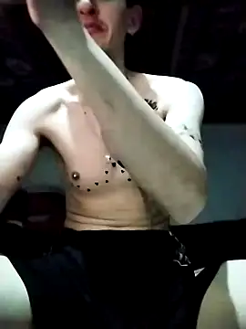 Snapshot of BIG___BEN chatting on December 17, 12:54 pm BIG BEN online show from December 17, 12:54 pm