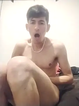 Snapshot of BIG___BEN chatting on January 20, 1:42 pm BIG BEN online show from January 20, 1:42 pm