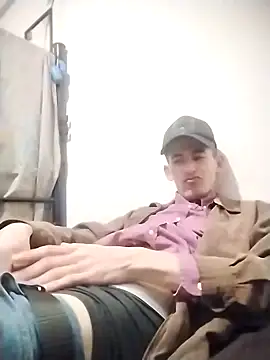 Snapshot of BIG___BEN chatting on January 25, 3:19 am BIG BEN online show from January 25, 3:19 am