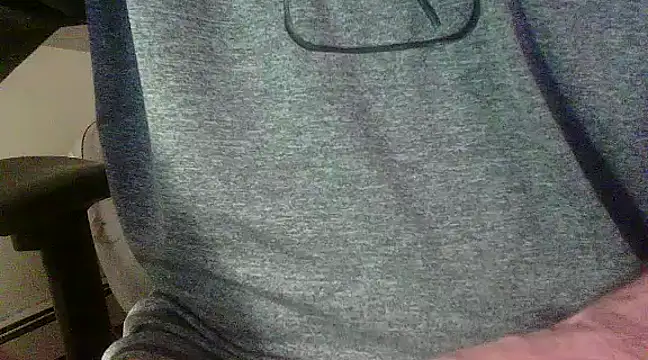 Snapshot of OralDesires2 chatting on December 29, 4:16 am OralDesires2 online show from December 29, 4:16 am