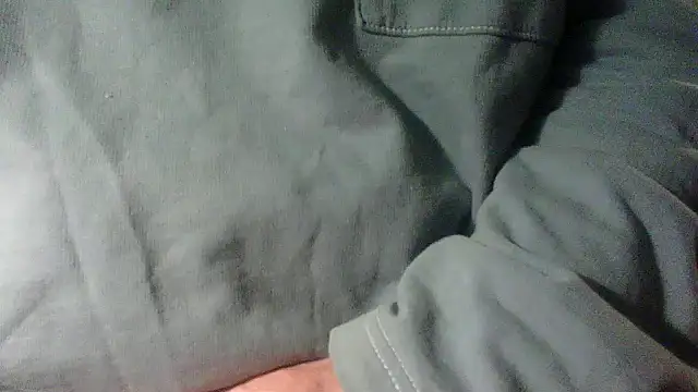 Snapshot of OralDesires2 chatting on January 11, 6:03 am OralDesires2 online show from January 11, 6:03 am