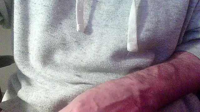 Snapshot of OralDesires2 chatting on January 24, 12:52 am OralDesires2 online show from January 24, 12:52 am