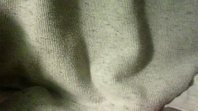 Snapshot of OralDesires2 chatting on February 16, 1:36 am OralDesires2 online show from February 16, 1:36 am