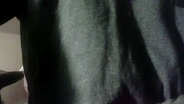 Snapshot of OralDesires2 chatting on March 4, 10:46 am OralDesires2 online show from March 4, 10:46 am