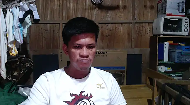 SweetasianHugoxxx online show from January 4, 2:35 pm