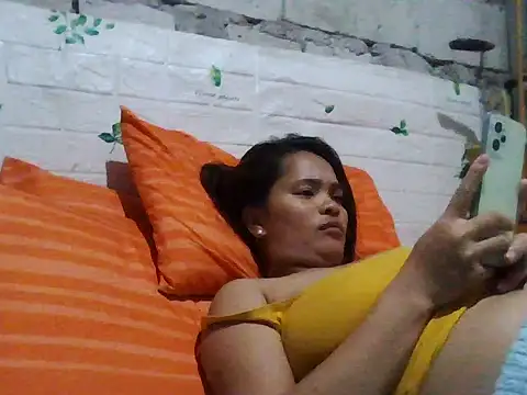 Silly Girl21 online show from December 20, 12:56 pm