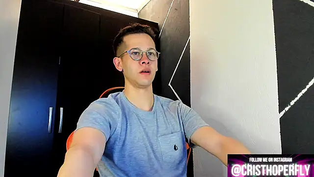 Snapshot of Cris_myster chatting on March 11, 2:07 pm Cris myster online show from March 11, 2:07 pm