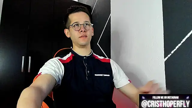 Snapshot of Cris_myster chatting on March 17, 3:07 pm Cris myster online show from March 17, 3:07 pm
