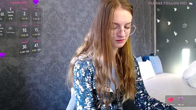 KateJonson online show from April 4, 6:44 am