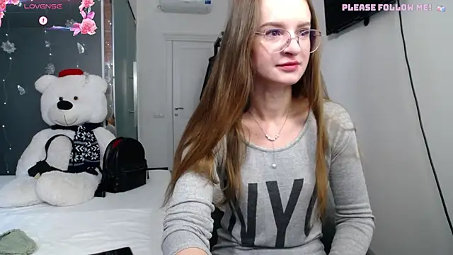 KateJonson online show from April 17, 6:49 am