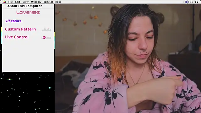 Snapshot of Kryptosworld chatting on November 5, 9:48 pm Kryptosworld online show from November 5, 9:48 pm