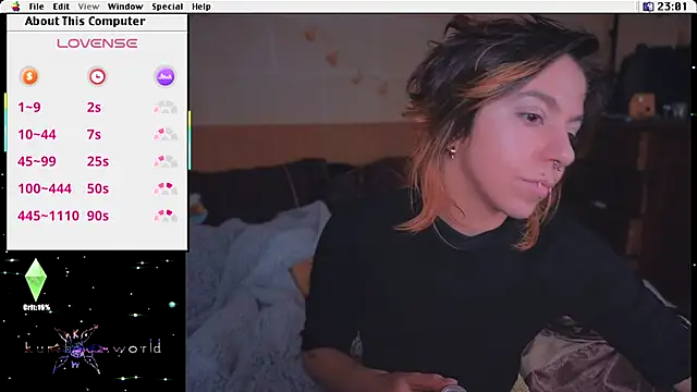 Snapshot of Kryptosworld chatting on November 11, 9:59 pm Kryptosworld online show from November 11, 9:59 pm