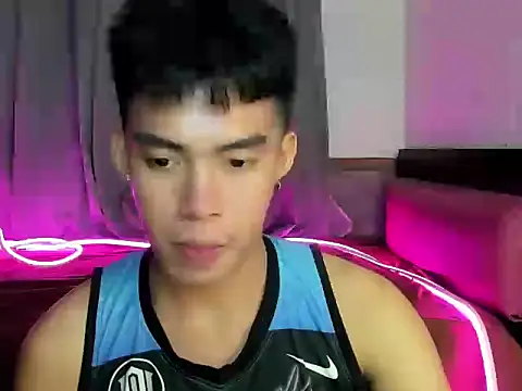 Snapshot of Lightjt04 chatting on October 15, 5:24 pm Lightjt04 online show from October 15, 5:24 pm