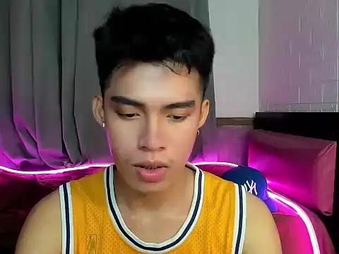 Snapshot of Lightjt04 chatting on October 17, 5:26 pm Lightjt04 online show from October 17, 5:26 pm