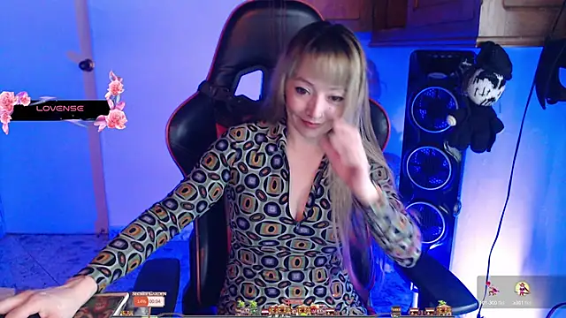 Snapshot of pink-2022 chatting on December 3, 2:49 pm pink-2022 online show from December 3, 2:49 pm