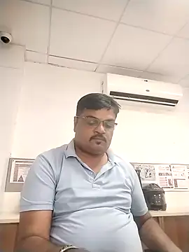 Desi Londa 143 online show from October 11, 5:39 am