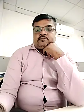 Desi Londa 143 online show from December 17, 5:02 am