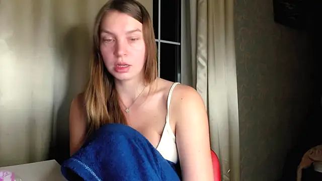 Snapshot of RubySkot chatting on December 12, 9:58 pm RubySkot online show from December 12, 9:58 pm