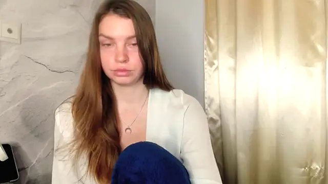 Snapshot of RubySkot chatting on February 14, 1:18 pm RubySkot online show from February 14, 1:18 pm