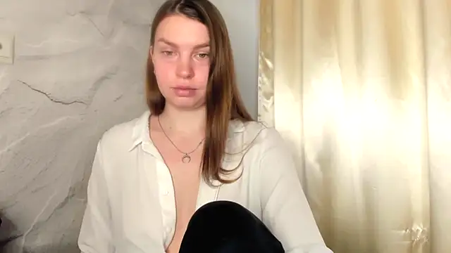 Snapshot of RubySkot chatting on February 15, 1:49 pm RubySkot online show from February 15, 1:49 pm