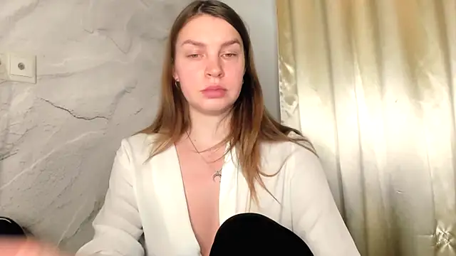 Snapshot of RubySkot chatting on February 15, 9:59 pm RubySkot online show from February 15, 9:59 pm