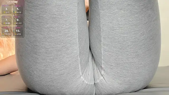 Snapshot of Azahara_Amin_ chatting on February 7, 5:07 pm Azahara Amin online show from February 7, 5:07 pm