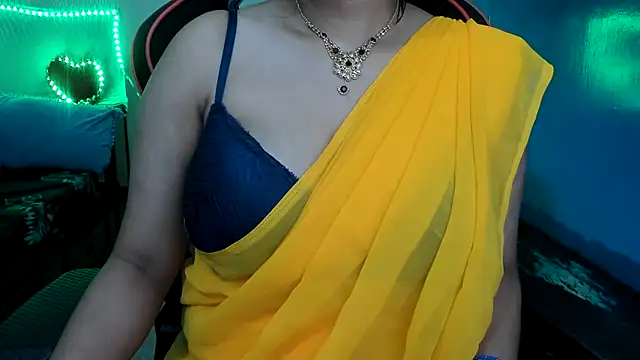 Snapshot of South_indian_tickly chatting on January 17, 6:23 pm South indian tickly online show from January 17, 6:23 pm