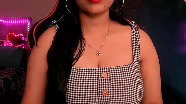 Snapshot of South_indian_tickly chatting on October 7, 2:47 pm South indian tickly online show from October 7, 2:47 pm