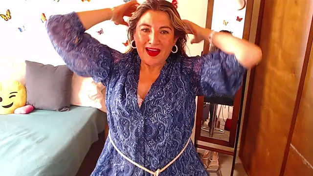 Jolie-Mature online show from January 7, 9:14 pm