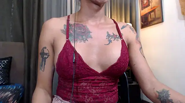 Snapshot of TSnaughtyBIGCOCK chatting on March 9, 11:14 pm TSnaughtyBIGCOCK online show from March 9, 11:14 pm