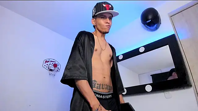 Samuel Suarez online show from June 15, 2:14 am